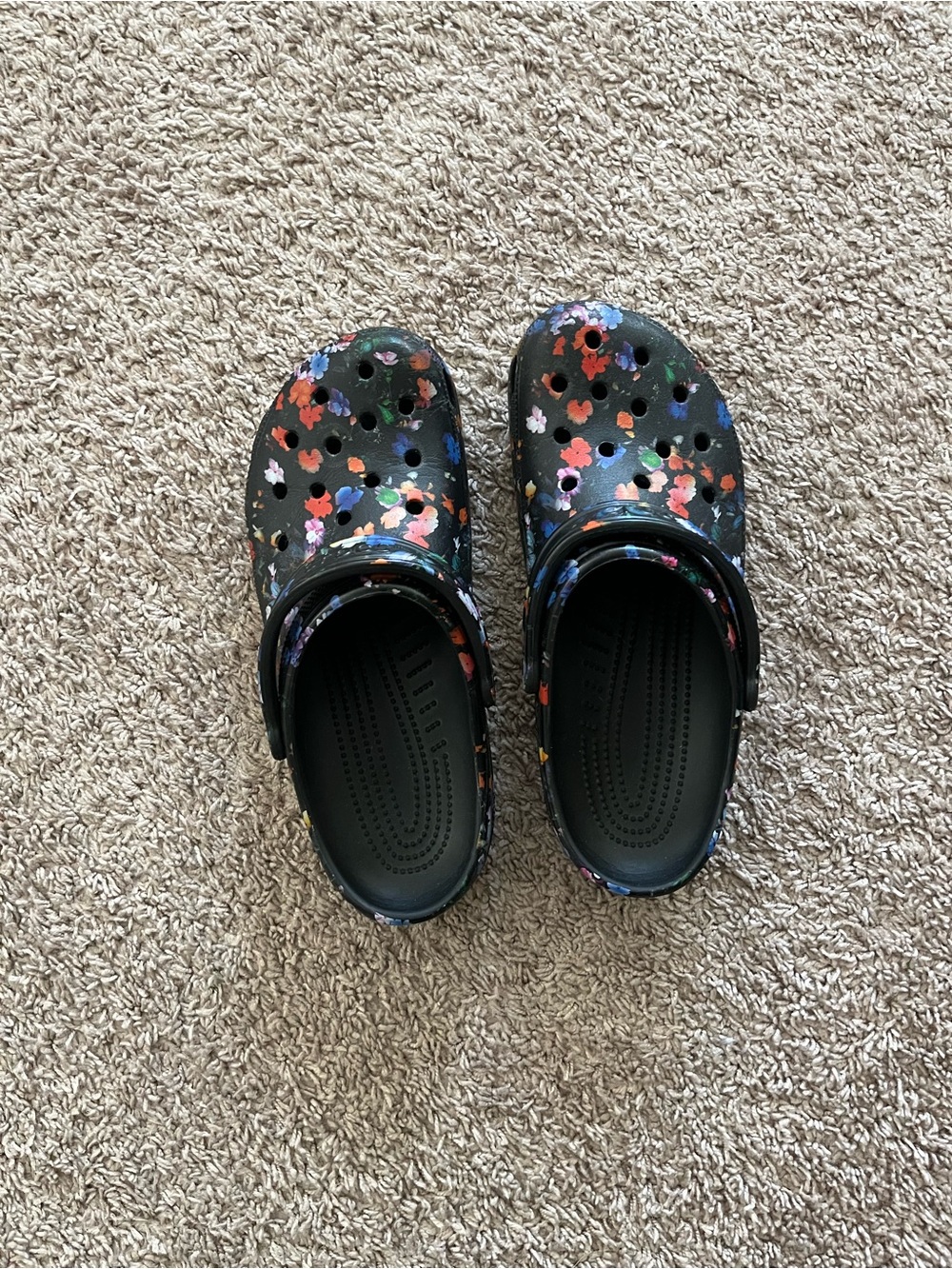 Crocs Classic Printed Black/Multi-Colored Floral Clog 206376-0C4 Mens 11